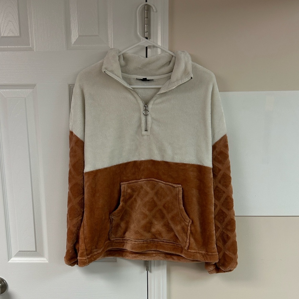 Alison Andrews Fleece Colorblock Quarter Zip
